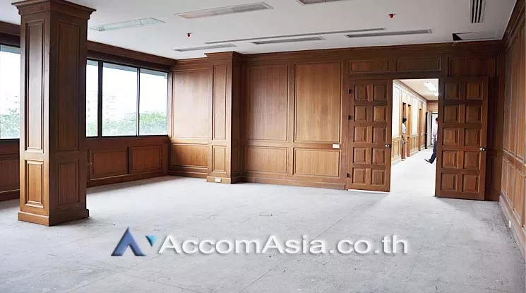  Office space For Rent in Dusit, Bangkok  (AA15891)